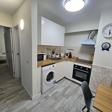 Cristianos - Port Royale 285 Pool Access *